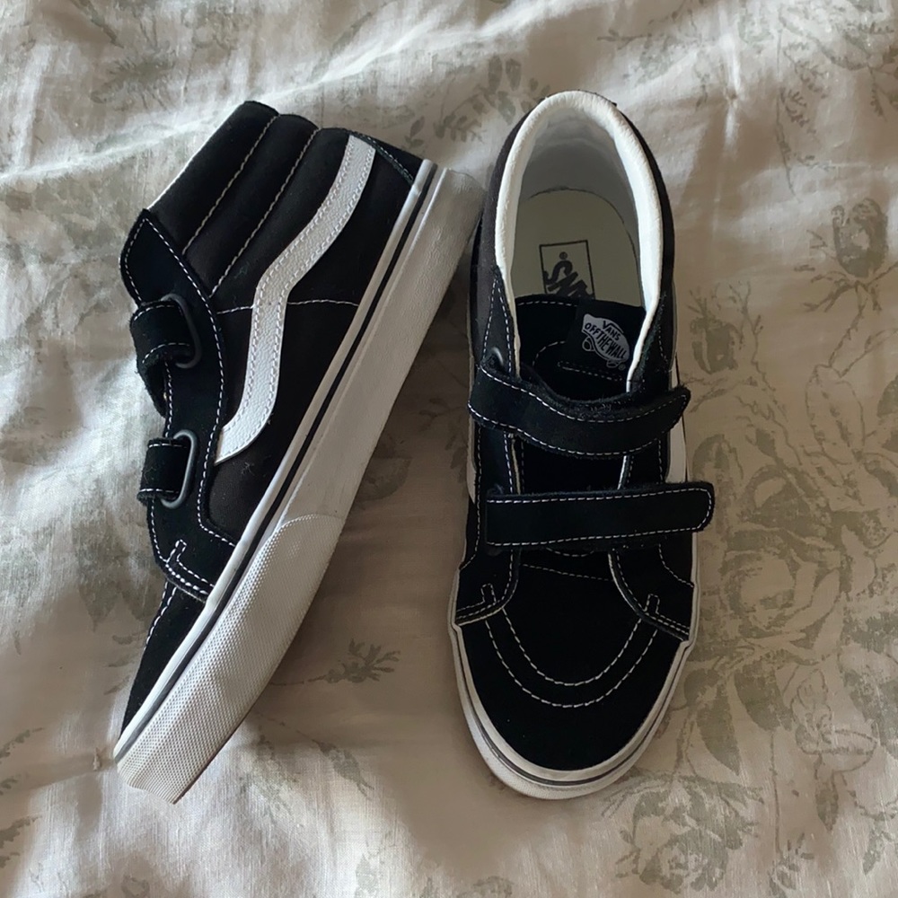 VANS Black Suede High Top Velcro sneakers